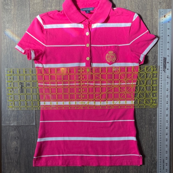 S Tommy Hilfiger Fuscia & white striped polo. Gold embroidery & gold buttons - Picture 6 of 7